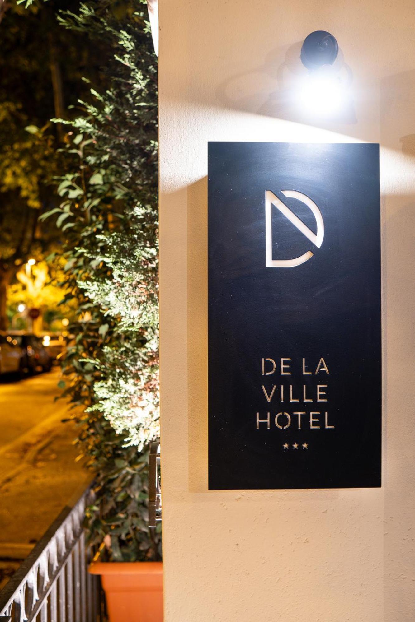 De La Ville Hotel Cattolica Dış mekan fotoğraf